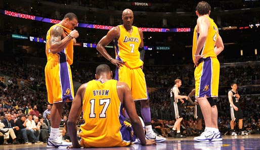 Die Lakers haben den zweiten Platz im Westen fast sicher. Aber wie geht's ohne Bynum weiter?