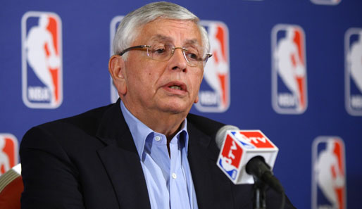 Auch NBA-Commissioner David Stern hat auf den Lockout mit Entlassungen reagiert