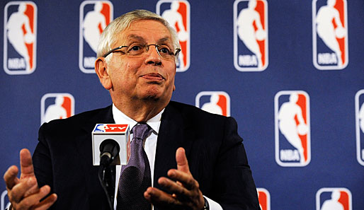 NBA-Commissioner David Stern fordert eine Reduzierung der Spielergehälter
