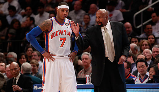 Carmelo Anthony mit dem neuen Knicks-Head-Coach Mike Woodson