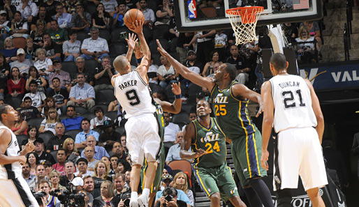 Spurs-Star Tony Parker lieferte beim Kantersieg gegen Utah 18 Punkte und 9 Assists