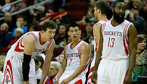 Ömer Asik, Jeremy Lin, Chandler Parsons und James Harden bilden das Gerüst der neuen Rockets