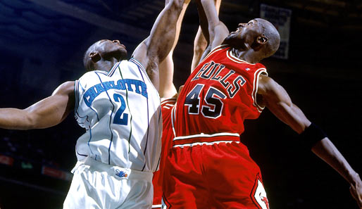 Als Spieler warf Michael Jordan die Charlotte Hornets 1995 mit 3-1 aus den Playoffs