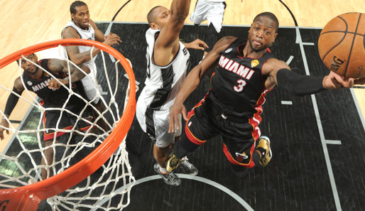 Heat-Superstar Dwyane Wade fand in Spiel 4 immer wieder den Weg in San Antonios Zone