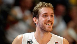 Tim Ohlbrecht spielte mit den 76ers ein Vorbereitungsspiel gegen Bilbao Basket