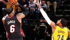 Trotz einer fabelhaften Leistung von LeBron James (l.) verlieren die Heat in Indiana
