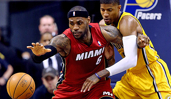 LeBron James (l.) und die Miami Heat fanden in Spiel 1 nicht in die Spur