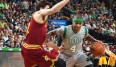 Isaiah Thomas und die Boston Celtics fahren einen ungefährdeten Sieg über die Cleveland Cavaliers ein