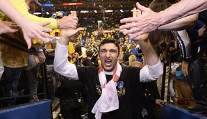 Zaza Pachulia bleibt den Golden State Warriors noch eine Saison erhalten