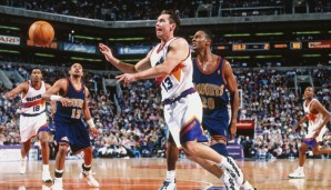 Steve Nash (Phoenix Suns, 1996/97): 3,3 Punkte, 2,1 Assists