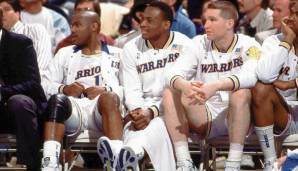 Apropos Warriors: Schon um die 90er-Wende waren sie das spektakulärste Team der Liga. Doch die legendäre Run-TMC-Crew um Tim Hardaway, Mitch Richmond und Chris Mullin funktionierte leider nur in der Offense - und die gewinnt bekanntlich nur Spiele