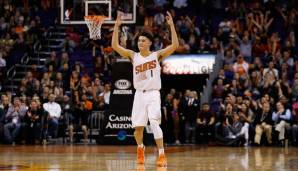 Platz 8: Devin Booker (Phoenix Suns) – Stats 16/17: 22,8 Punkte, 3,3 Rebounds, 3,5 Assists – 20 Jahre alt