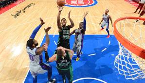 Die Boston Celtics fegen die Pistons aus der Halle - auch dank eines starken Auftritts von Daniel Theis (vorne).
