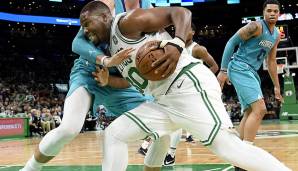 Der Erstrundenpick von 2017 machte in Boston nur mit seinen Tanzeinlagen auf sich aufmerksam, die Celtics trennten sich bereits 2019 von ihm. Inzwischen spielt Yabusele wieder bei ASVEL in der Heimat Frankreich.