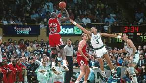 Platz 17: Michael Jordan (Chicago Bulls): Saison 1989/90 - BPM: 10,56 - Statistiken: 33,6 Punkte, 6,9 Rebounds, 2,8 Steals - Bester Award: All-NBA (1st).