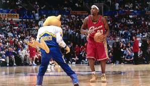 Platz 10: LeBron James (Cleveland Cavaliers) - 33 Punkte (15/26 FG) im Jahr 2004.