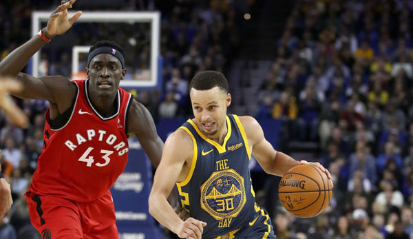 Stephen Curry und die Golden State Warriors treten gegen die Toronto Raptors an.
