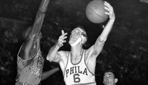 Platz 13: Neil Johnston (Philadelphia Warriors): 5,1 Assists im Schnitt in 10 Spielen in den Playoffs 1956.