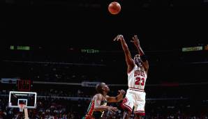 Platz 9: Michael Jordan (1984-1993, 1995-1998, 2001-2003) - 42 verwandelte Dreier - Team: Bulls.