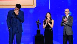 Giannis Antetokounmpo kamen bei der Vergabe der NBA Awards die Tränen.