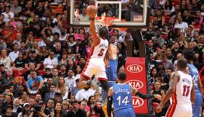 Platz 9: Derrick Jones Jr. (Miami Heat) - Dunk-Rating: 94 / Overall-Rating: 74