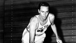 Carl Braun: Nachdem er 1947 von den New York Knicks gedraftet wurde, führte er sein Team sieben Jahre in Folge bei den Punkten an und wurde fünfmal ins All-Star-Team gewählt (1953-57). 1962 gewann er eine Meisterschaft mit den Boston Celtics.