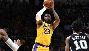 LeBron James hat die Lakers mit 33 Punkten und 4 Dreiern zum Sieg gegen die Spurs geführt.