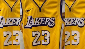Los Angeles Lakers: Die Lakers ehren mit der City Edition immer Legenden, zuvor waren es Magic und Kobe, nun ist Shaq an der Reihe. Das Jersey lehnt sich an das der drei Titel zwischen 2000 und 2002 an.