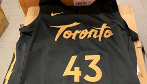Toronto Raptors: Schwarz-Gold, da hatte mal wieder Drake seine Finger im Spiel. Die Schrift ist dafür die gleiche, wie aus der Premieren-Saison 1995.