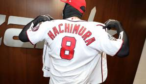 Na klar, es ist Rui Hachimura, der zu Ehren der World-Series-Champs Washington Nationals ein Baseball-Hemd trägt.