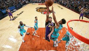 SECOND TEAM: Anthony Davis (Center, Los Angeles Lakers) - 25 Punkte - Stats 2019/20: 26,1 Punkte, 9 Rebounds, 2,8 Blocks.