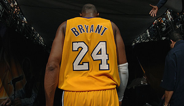 Kobe Bryant trug in den letzten zehn Jahren seiner Karriere die Nummer 24.