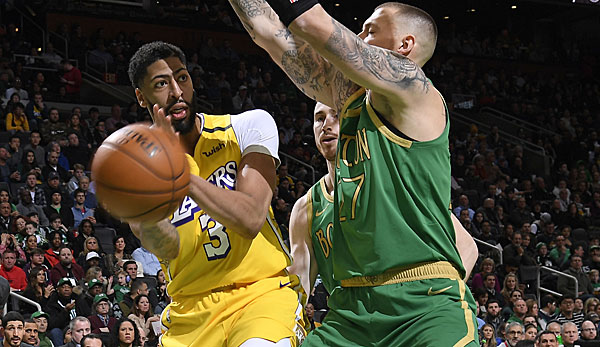 Für Anthony Davis und die Lakers hagelte es im ersten Duell mit den Celtics eine herbe Klatsche.