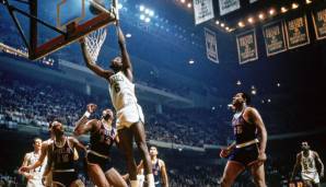 PLATZ 1: Bill Russell (Boston Celtics) - zweimal 40 Rebounds in Spiel 2 der Finals 1960 gegen die Hawks und in Spiel 7 der Finals 1962 gegen die Lakers.
