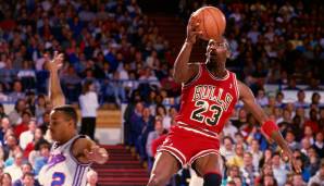 PLATZ 2: Michael Jordan (Chicago Bulls) - 37,1 Punkte im Schnitt in der Saison 1986/87 - insgesamt 8 Saisons mit mindestens 30 Zählern pro Spiel.