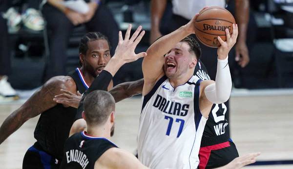 Die Dallas Mavericks haben Spiel 2 der NBA-Playoffs gegen die L.A. Clippers für sich entschieden.