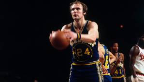 Platz 8: Rick Barry – 55 Punkte am 18. April 1967 für die San Francisco Warriors gegen die Philadelphia 76ers (Spiel 3, NBA Finals) – Alter: 23 Jahre, 21 Tage