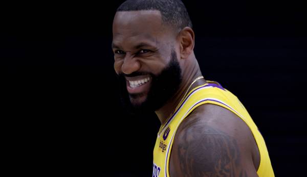 LeBron James ist mit dem Start des Lakers-Training-Camps offenbar äußerst zufrieden.