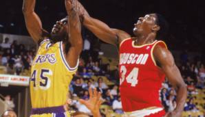 Platz 11: HAKEEM OLAJUWON (1984-2003) - 9 Nominierungen (5x First, 4x Second, 2x DPOY) - Teams: Rockets, Raptors