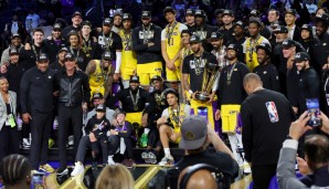 Die Los Angeles Lakers haben als erstes Team den NBA Cup gewonnen.