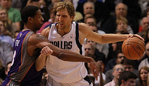 Dirk Nowitzki erkämpfte sich beim Sieg seiner Dallas Mavericks gegen die Phoenix Suns 20 Punkte