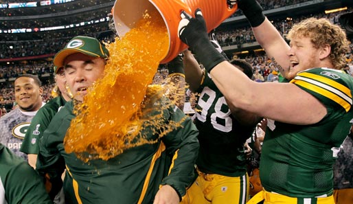 Packers-Coach Mike McCarthy bekam nach Spielende die obligatorische Gatorade-Dusche