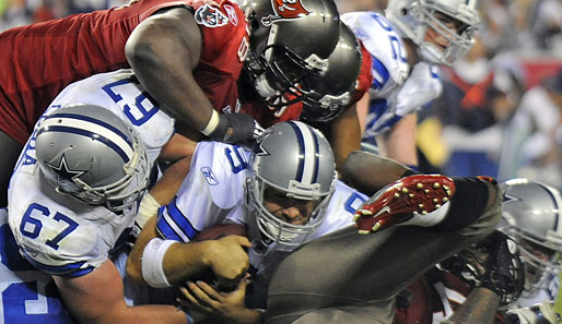 Tony Romo warf beim Sieg der Dallas Cowboys drei TD-Pässe und erlief den vierten selbst