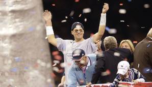2002 - Super Bowl XXXVI: Tom Brady (Quarterback) - New England Patriots.