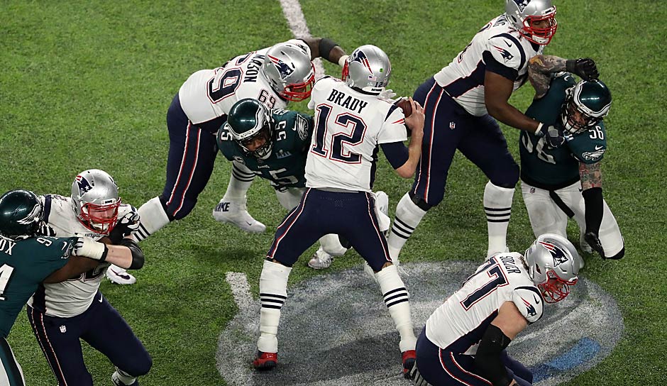 Tom Brady ist der erste Quarterback aller Zeiten, der im Super Bowl die 500-Passing-Yard-Marke knacken konnte - und trotzdem verloren seine Patriots am Sonntag gegen Philly. ﻿SPOX ﻿zeigt die Top-10 der meisten Passing-Yards im Super Bowl!