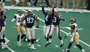 Tom Brady löste Drew Bledsoe als Quarterback ab. Nach einer zwischenzeitlichen 5:5-Bilanz gewannen die Patriots neun Spiele in Serie - inklusive Super Bowl XXXVI.