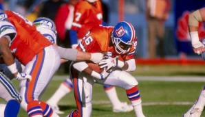 Die Broncos wählten ihn mit einem Erstrundenpick aus, in seinen ersten beiden Jahren kam Humphrey auf mehr als 1000 Rushing-Yards und wurde Pro Bowler. Nach einem Holdout tradete Denver ihn jedoch nach Miami, zwei Jahre später beendete er seine Karriere.
