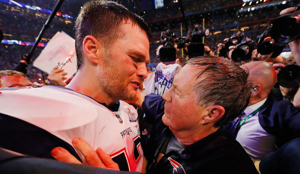 Head Coach Bill Belichick (r.) und Quarterback Tom Brady haben mit den New England Patriots sechs Super Bowls gewonnen.