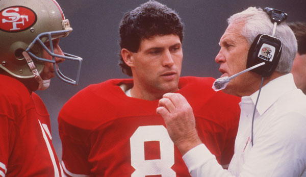 Bill Walsh (r.) legte den Grundstein für fünf Super-Bowl-Siege der San Francisco 49ers. Dazu gehörte der Draft von Joe Montana (l.) und der Trade für Steve Young (M.).