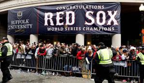 10. Boston Red Sox (MLB): Team-Wert: 3,3 Milliarden Dollar. Social-Media-Follower: 7,3 Millionen. Durchschnittliche Zuschauerzahl: 36.106.